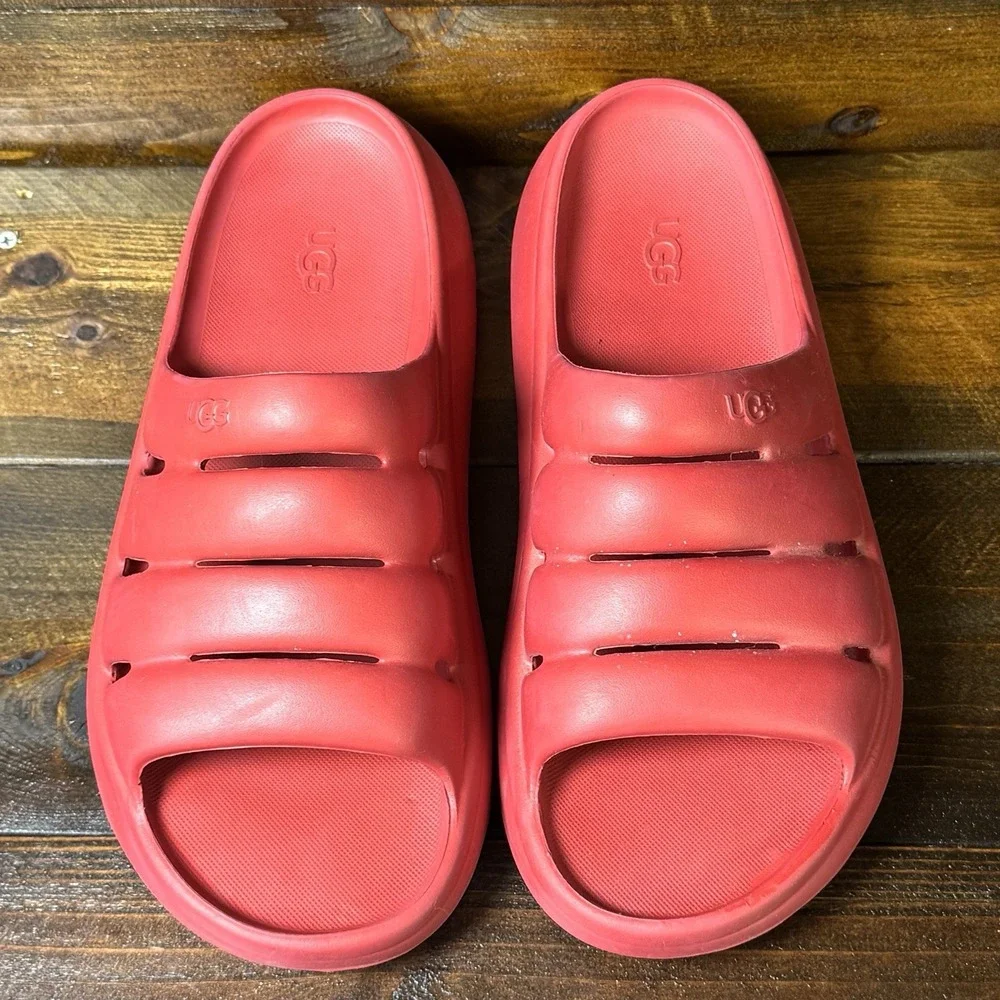 UGG Sport Yeah Slide Men's Size 11 US Samba Red Slingback Sandal‎ Waterproof